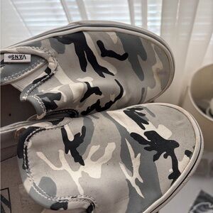 Women’s grey camo Vans